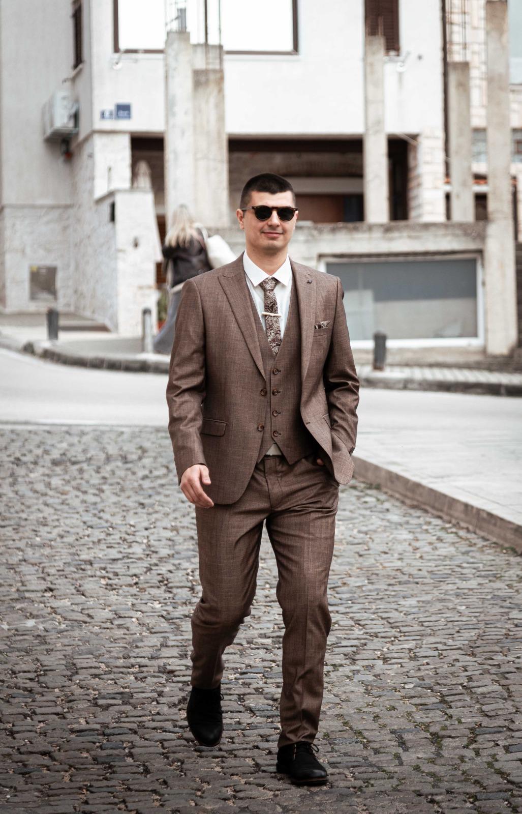 FOTO Sezona maturalnih plesova je tu: Zablistajte uz Gentlemen Style!