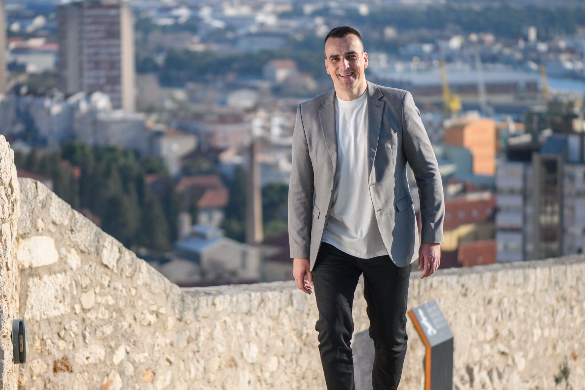 Paško Rakić: 'Preostale dane kampanje provedimo u razmjeni ideja, a ne širenju straha'
