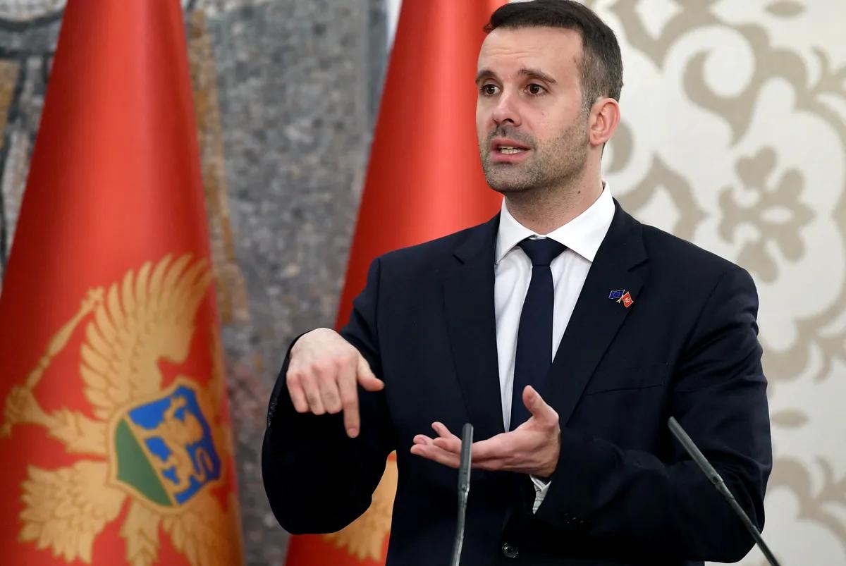 U Crnoj Gori uskoro se smanjuje radno vrijeme na sedam sati