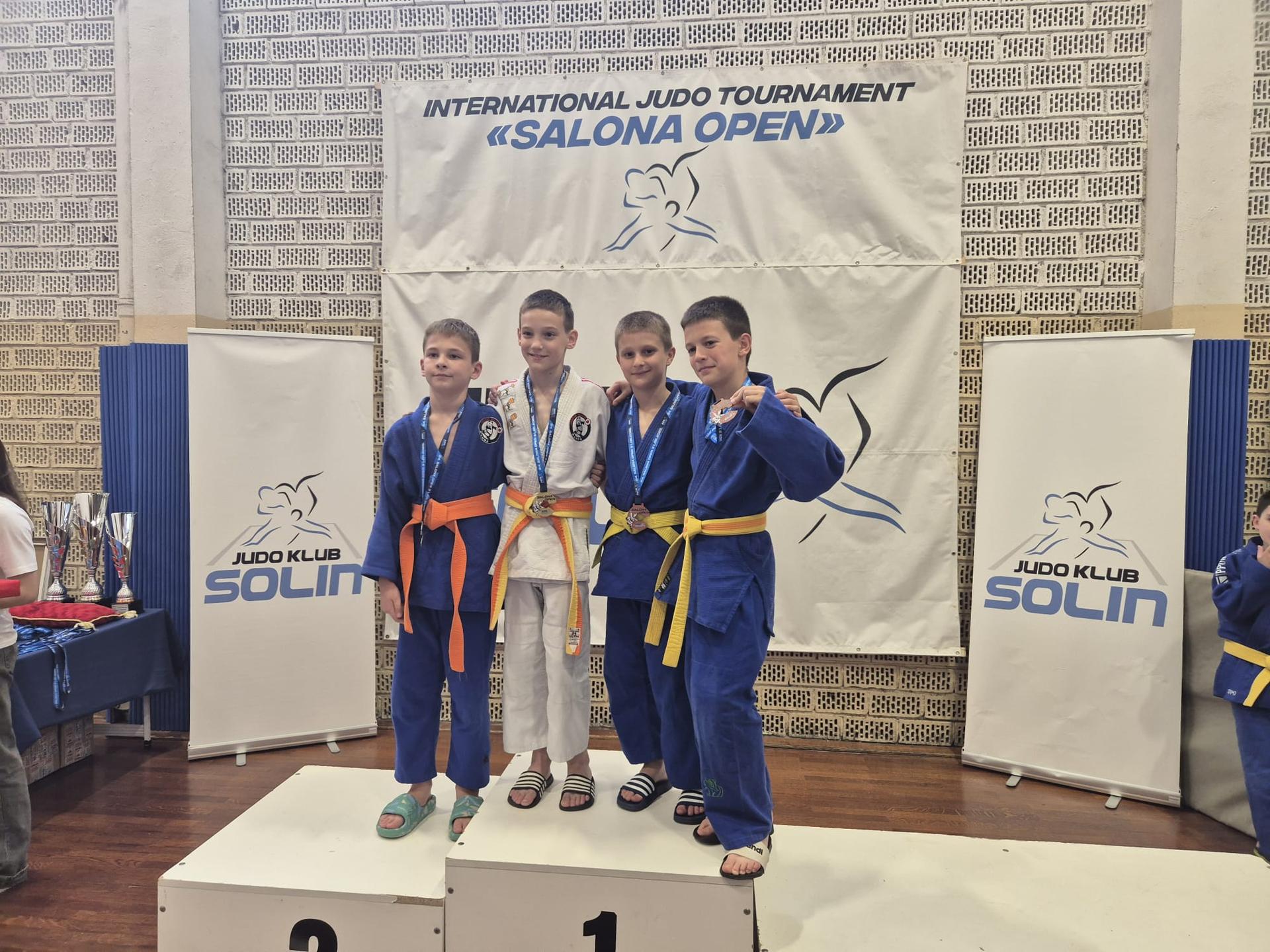 Dominik Zrilić i Roko Pletikosa brončani na Salona Openu