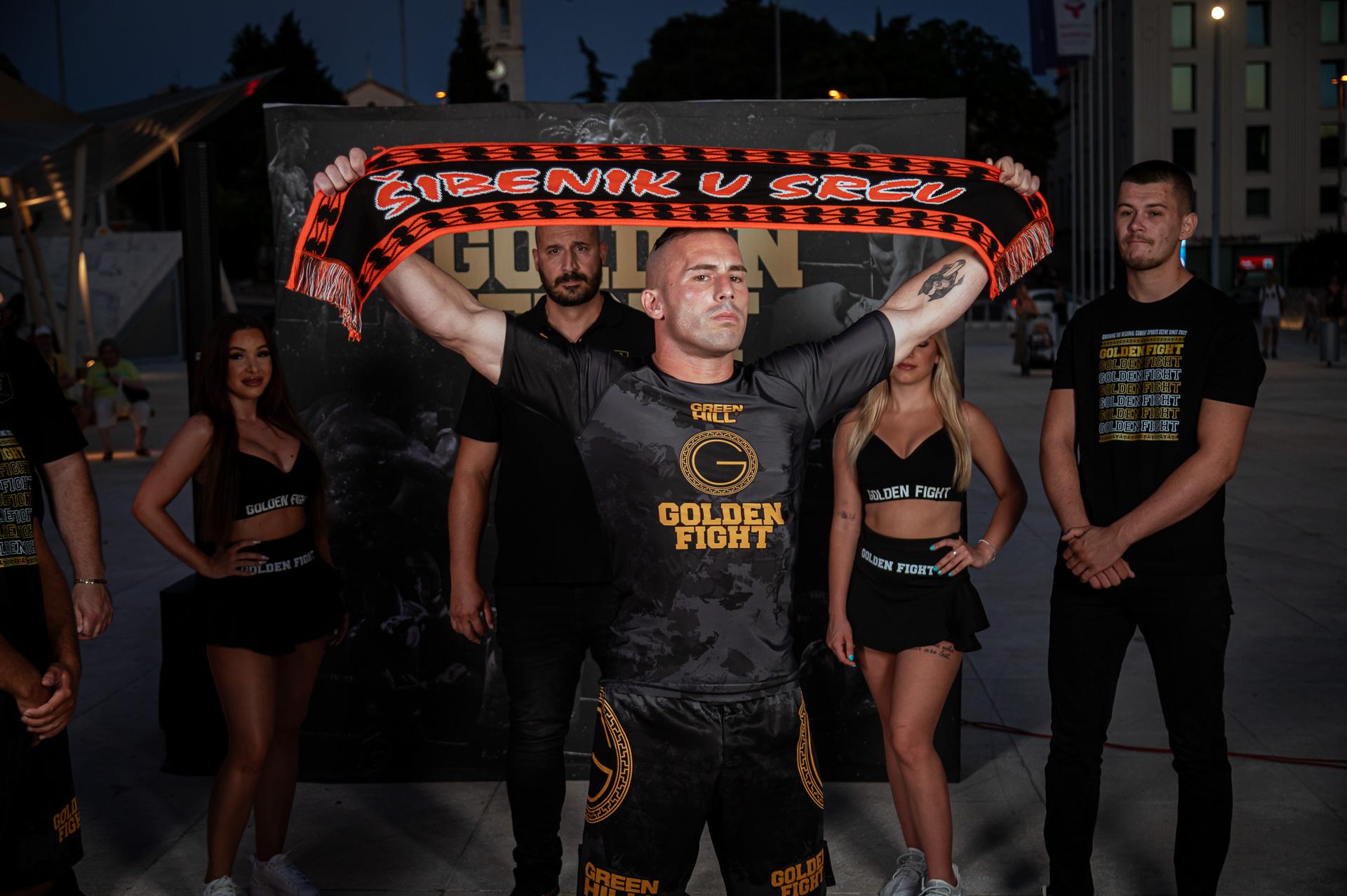 Pogledajte kako je izgledalo predstavljanje Golden Fight boraca na Poljani