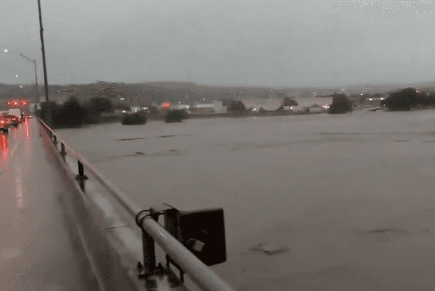 Najmanje 50 ljudi poginulo u poplavama u Teksasu, među njima i mnogo djece