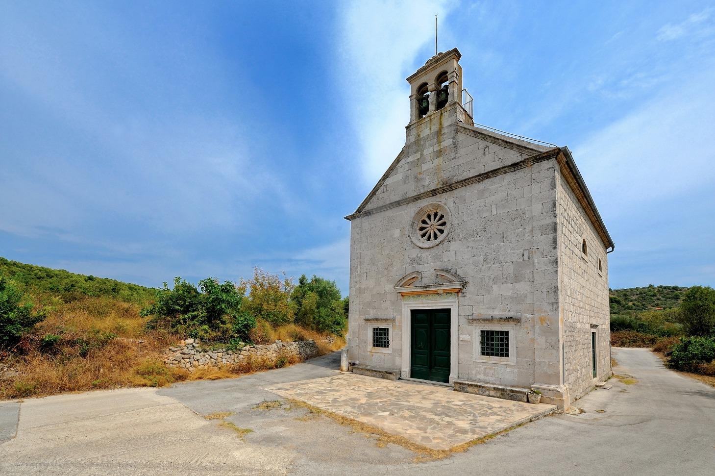 Zlarin danas slavi Gospu od Rašelja - simbol vjere, zajedništva i identiteta 