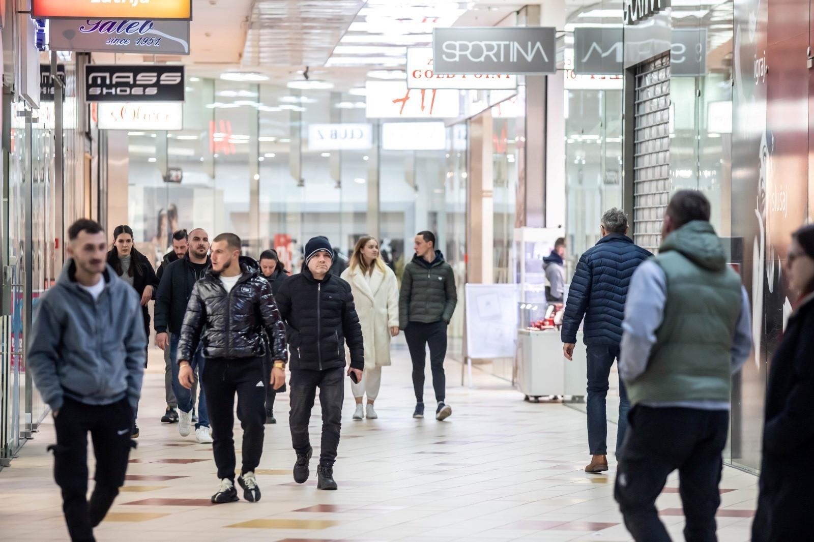 Plavi utorak donosi velike popuste: Iskoristite priliku za uštedu