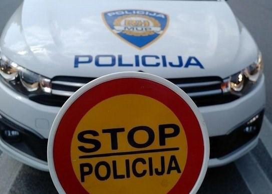 Policija na Brodarici uhvatila 60-godišnjaka u 'pijanoj' vožnji