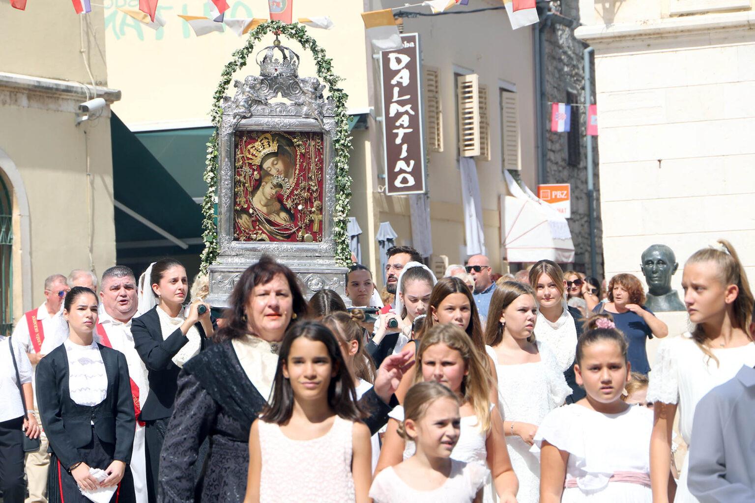 Skradinjani danas proslavili blagdan Male Gospe