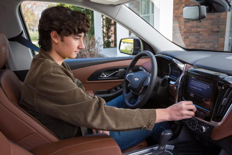 Mnogi moderni automobili imaju ovu funkciju koju vozači rijetko koriste, a može uštedjeti gorivo 