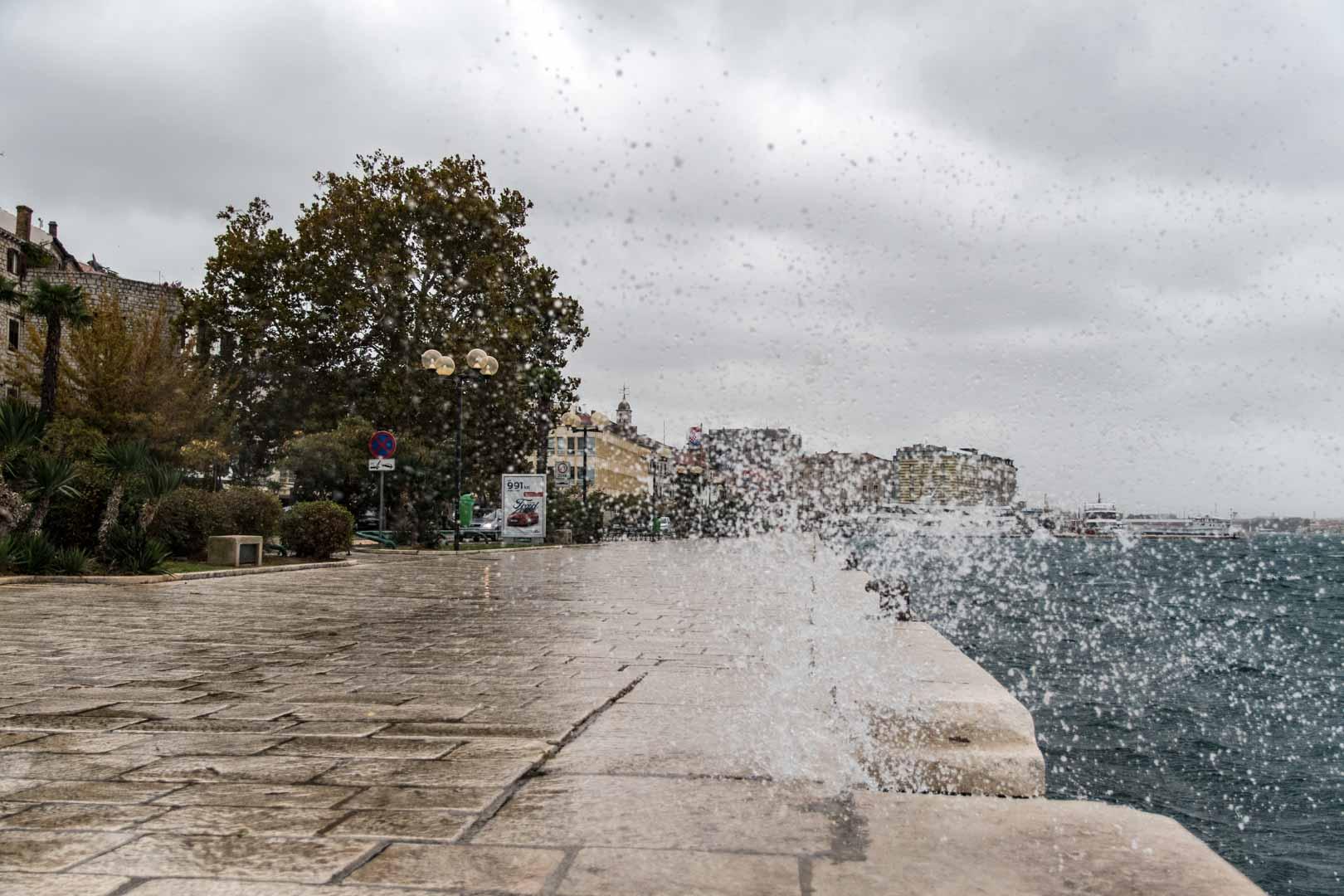 Veliki pad temperature, crveno upozorenje za Knin i okolicu