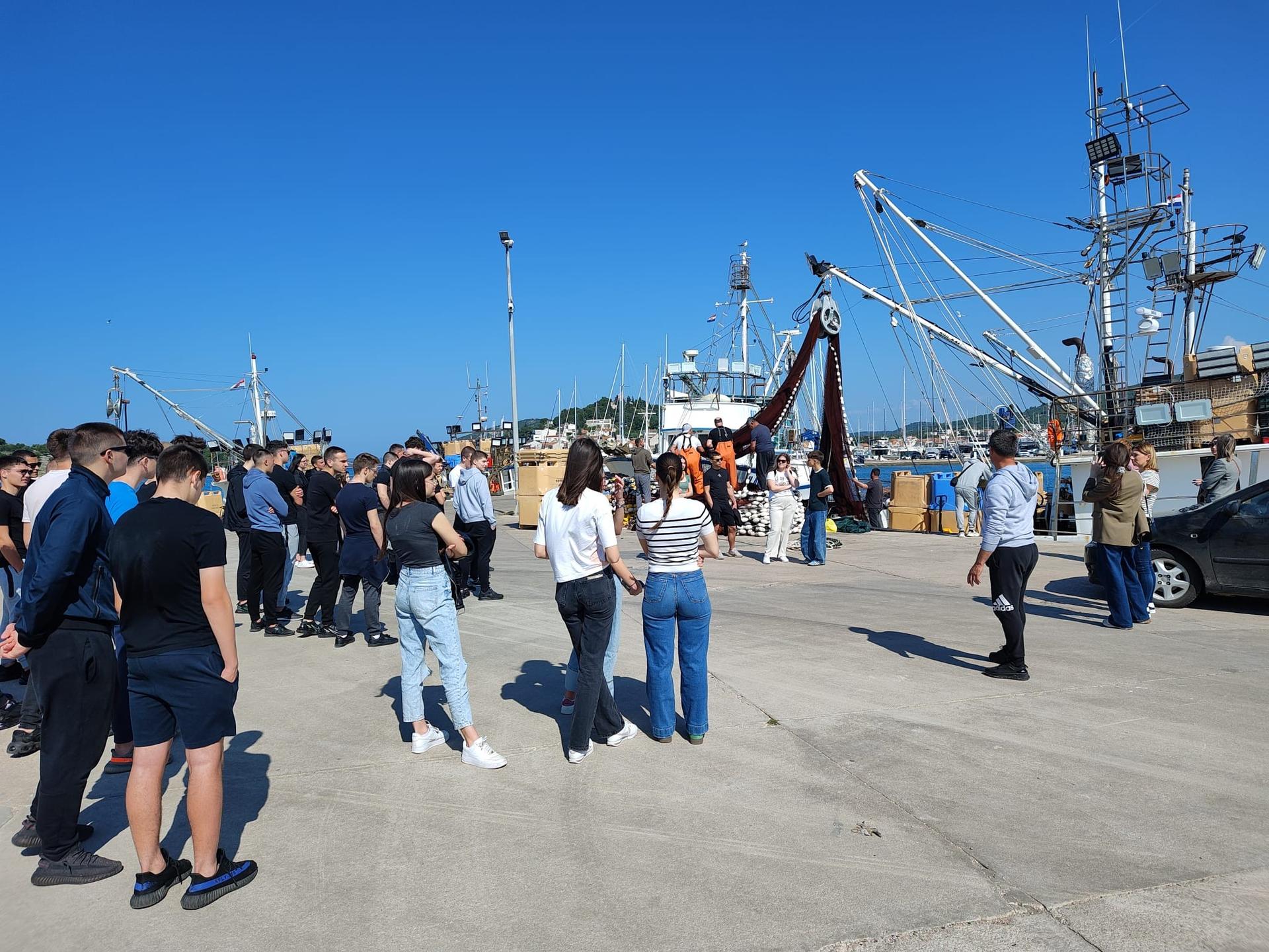 Od ribarske zadruge do chartera: Budući nautičari i tehničari upoznali ribarstvo i nautički turizam iz prve ruke
