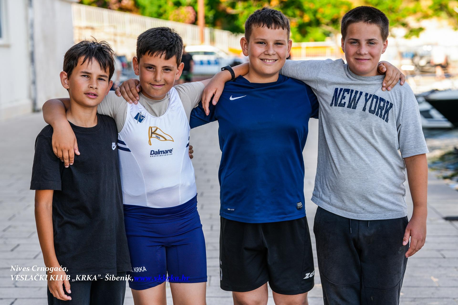 Veslačima Krke šest medalja u Kupu Dalmacije u Kaštelima