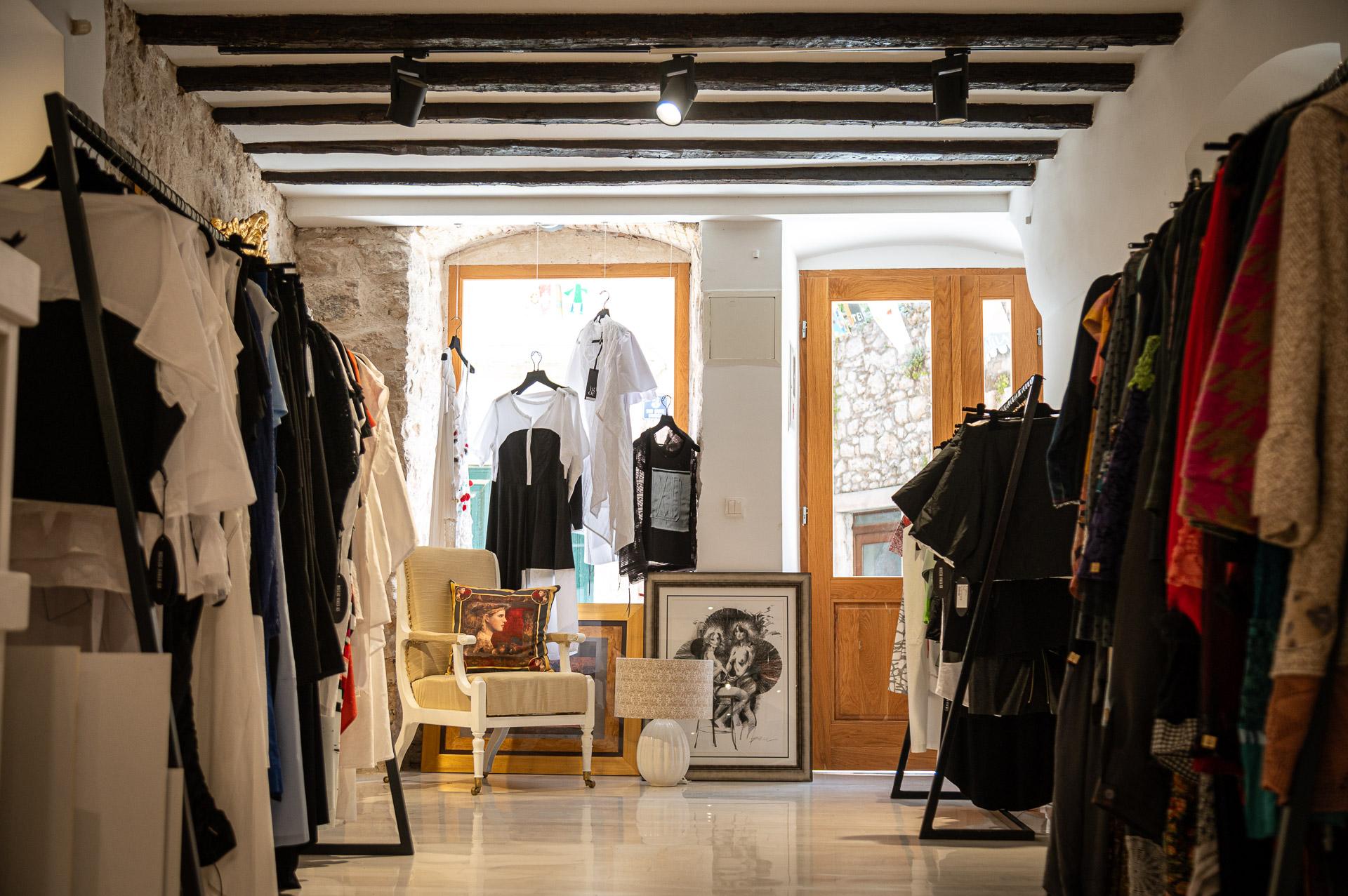 FOTO Ne propustite odlične ljetne ulove u Galeriji Juraj Dalmatinac!