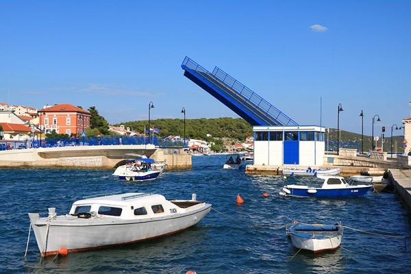Važniji od sata: Legendarni most u Tisnom mora u izvanrednu sanaciju