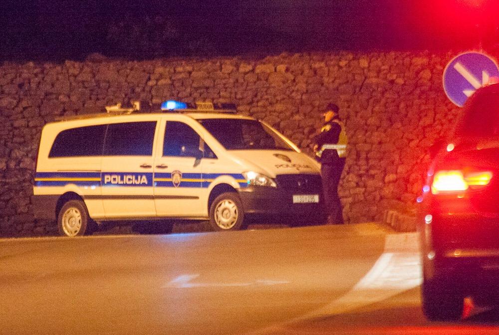 Autom u Šibeniku udario mopedista i teško ga ozlijedio, potonji vozio pod utjecajem alkohola
