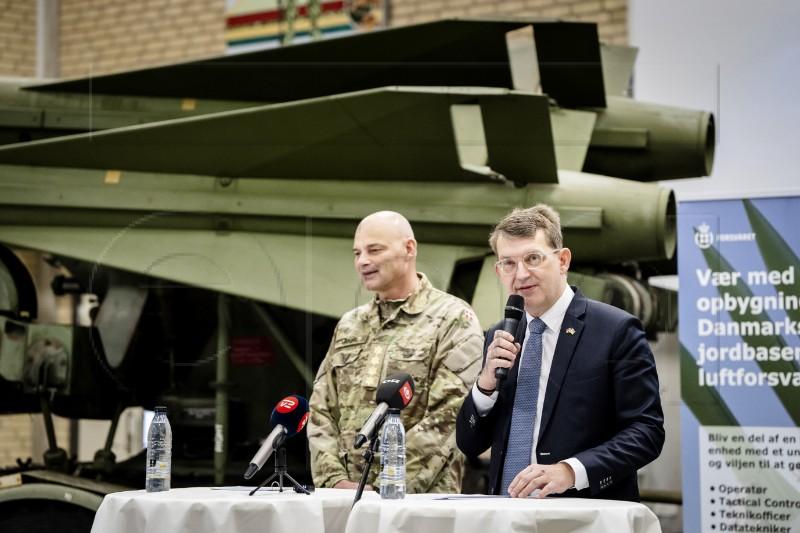 U Danskoj će vojni rok služiti i žene
