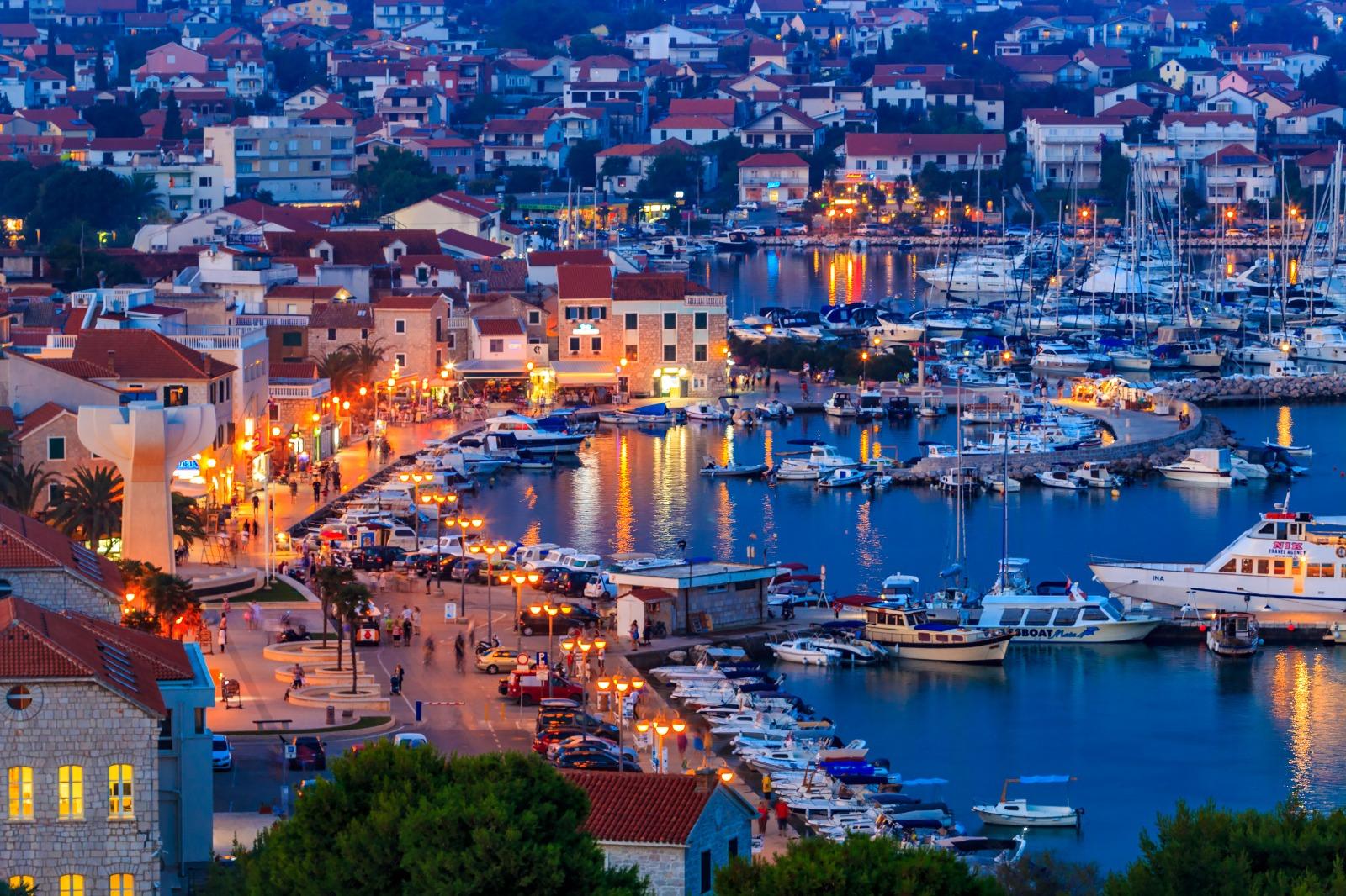 Tri nezaboravne večeri na rivi: Provjerite tko nastupa na 23. Vodice Jazz & Blues Festivalu!