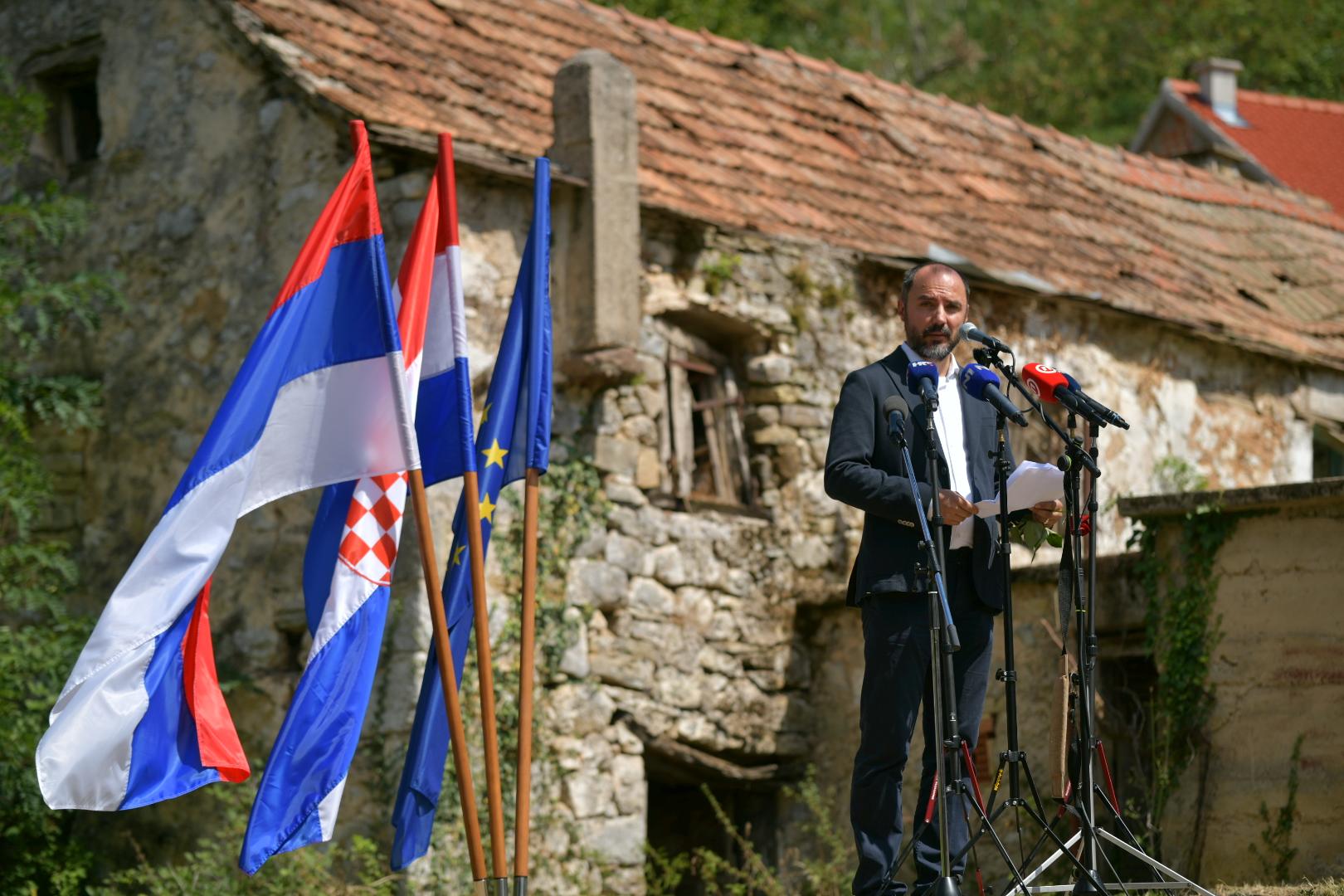 Milošević u Gruborima: ¸'Trideset godina poslije do pravde nije došlo'