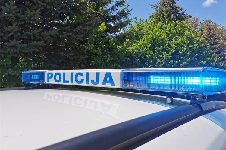 Kninjanin (45) iz otključanog automobila u vlasništvu 37-godišnjaka ukrao novac