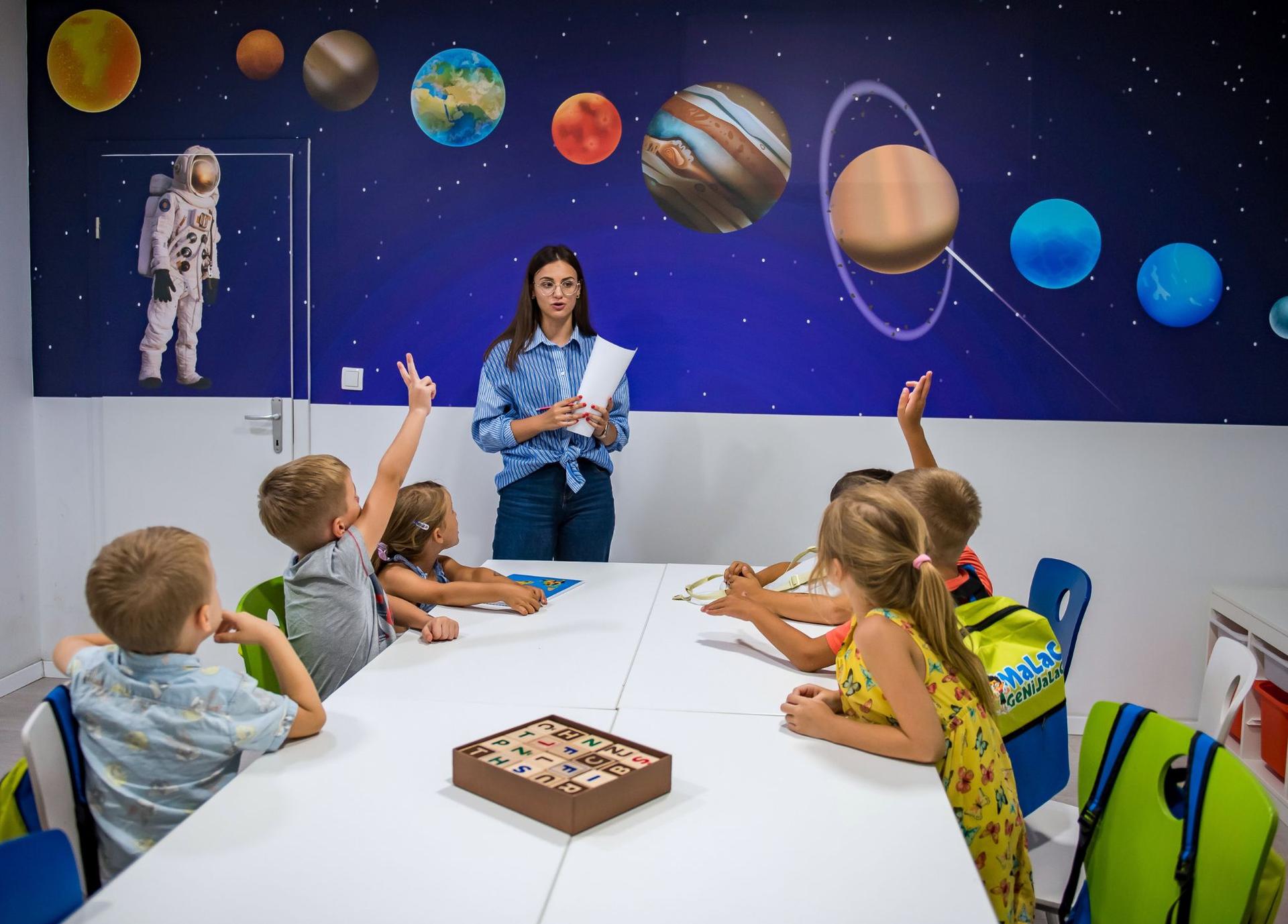 Želite da vaše dijete bude na vrijeme spremno za školu? Udarite temelje sretnog školovanja uz program Malac Sveznalac 