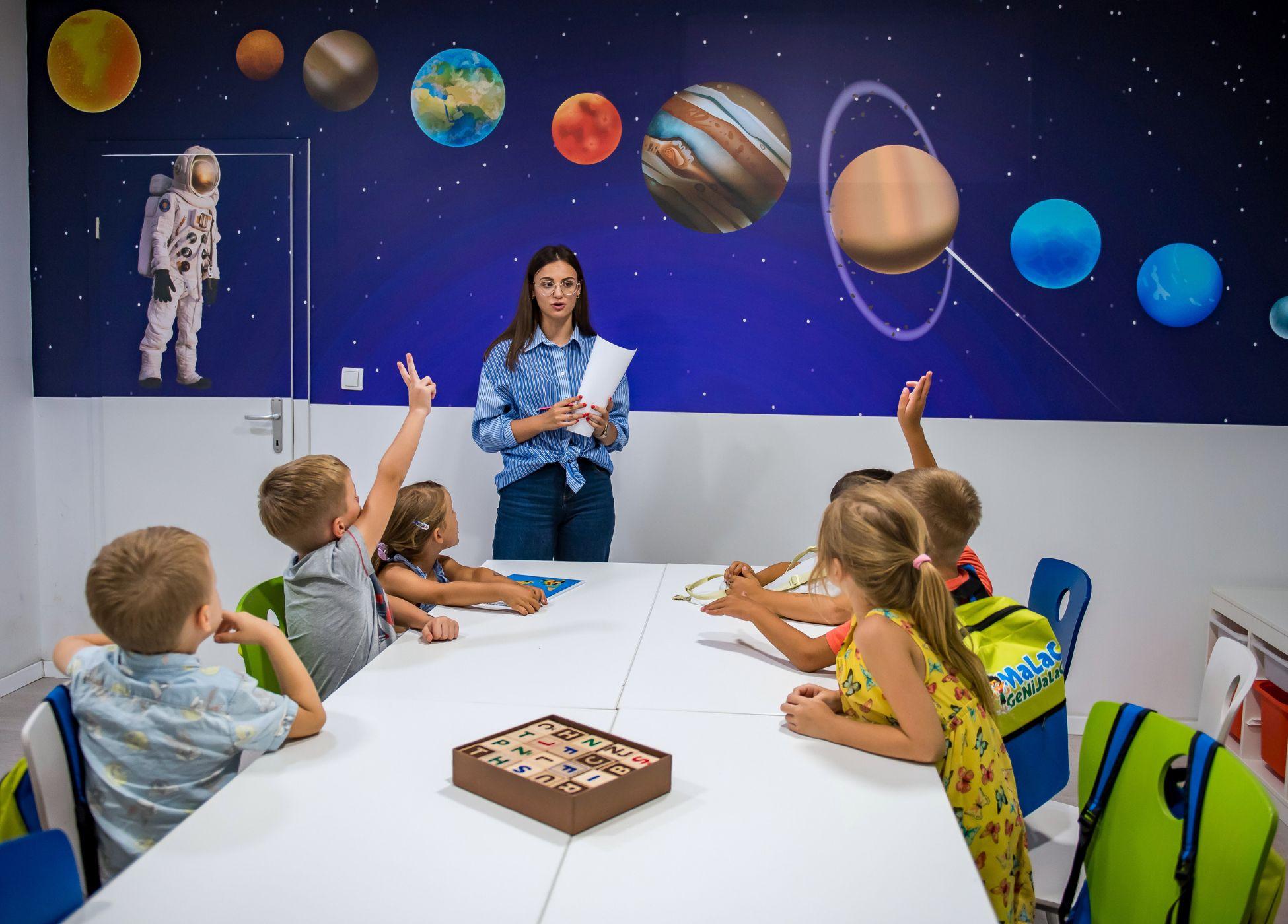 Želite da vaše dijete bude na vrijeme spremno za školu? Udarite temelje sretnog školovanja uz program Malac Sveznalac 