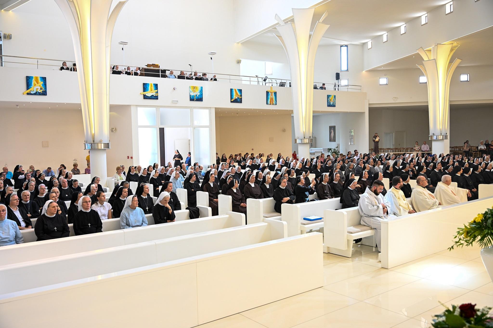 U Kninu održano nacionalno hodočašće osoba posvećenog života
