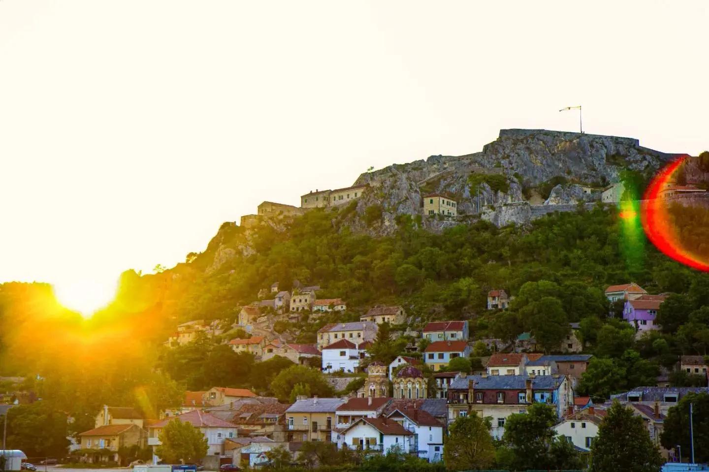 Trodnevna kraljevska proslava