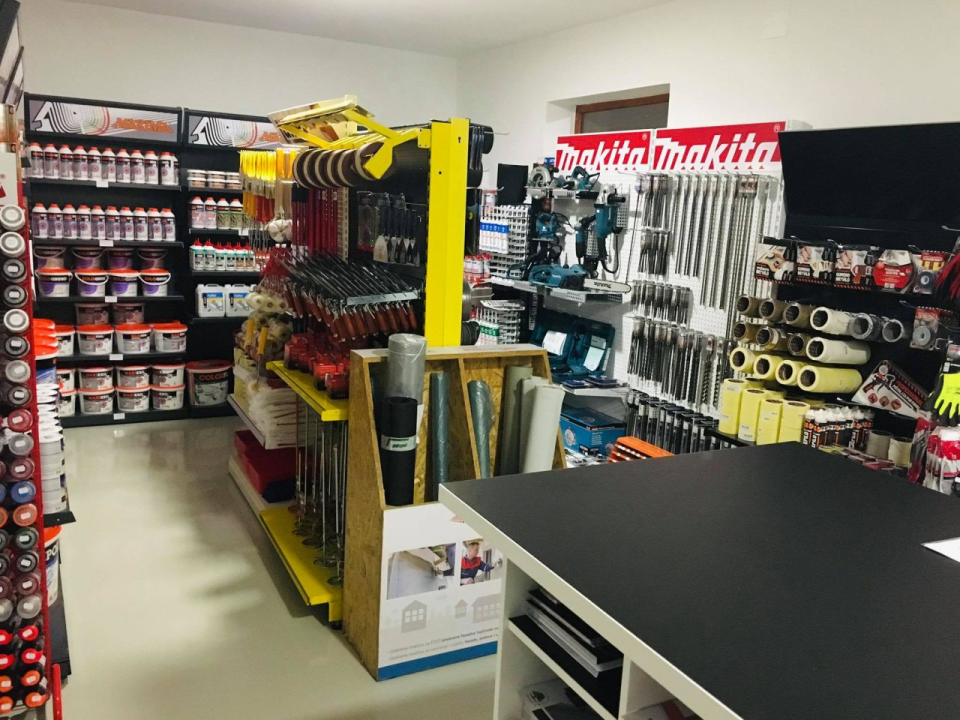 Servis Kong u Ražinama nudi sve na jednom mjestu za vaša vozila! 