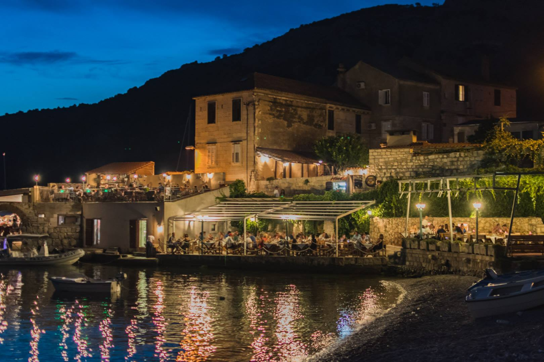 Zaplovili smo iz Šibenika put juga i otkrili tajne magičnih dalmatinskih otoka