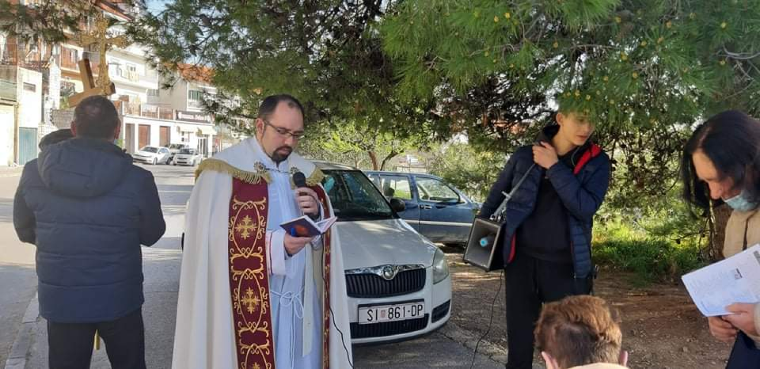 Na Vidicima održan Križni put od crkve sv. Petra do crkve sv. Mare