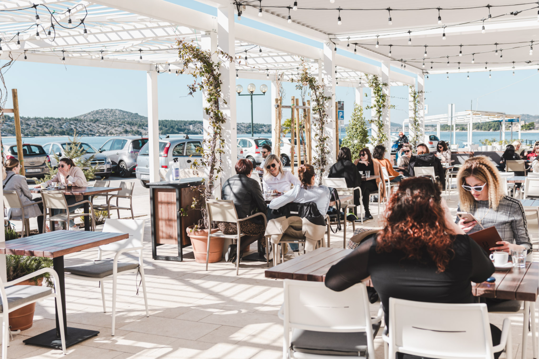 Zdrave navike za početak dana u Bronzinu: Doručak s namirnicama lokalnih OPG-ova, a cijena je prava bagatela!