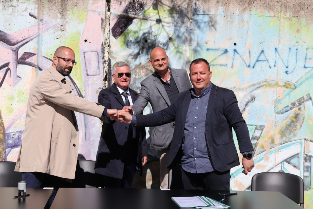 Potpisan ugovor na Vidicima: Konačno došlo na red probijanje slijepe ulice kod osnovne škole