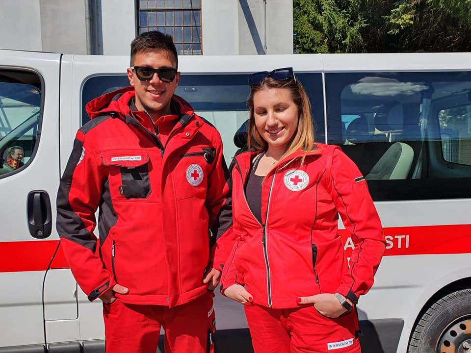 Volonteri vodičkog Crvenog križa  odvojili svoje vrijeme za druge i pet dana pomagali stradalima u potresu