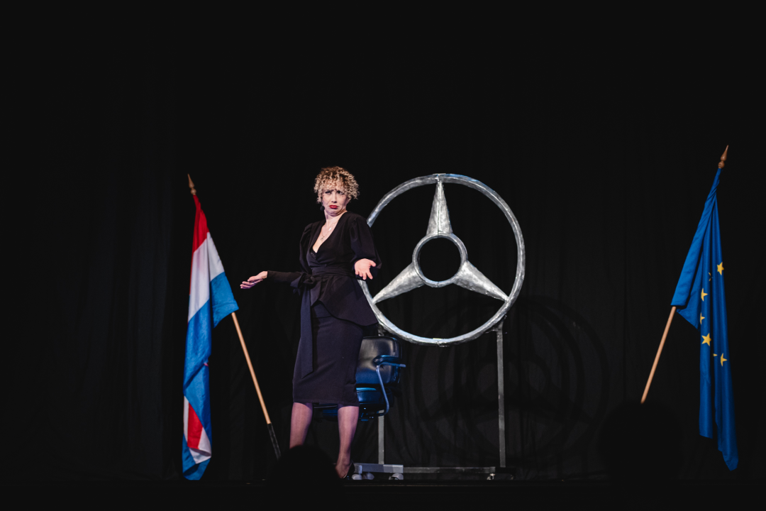 Ecija Ojdanić Šibenčane odvela u ‘Vla-Vla-Vlajland’ i nasmijala ih do suza! 