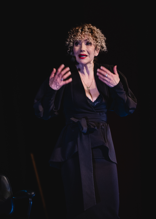 Ecija Ojdanić Šibenčane odvela u ‘Vla-Vla-Vlajland’ i nasmijala ih do suza! 