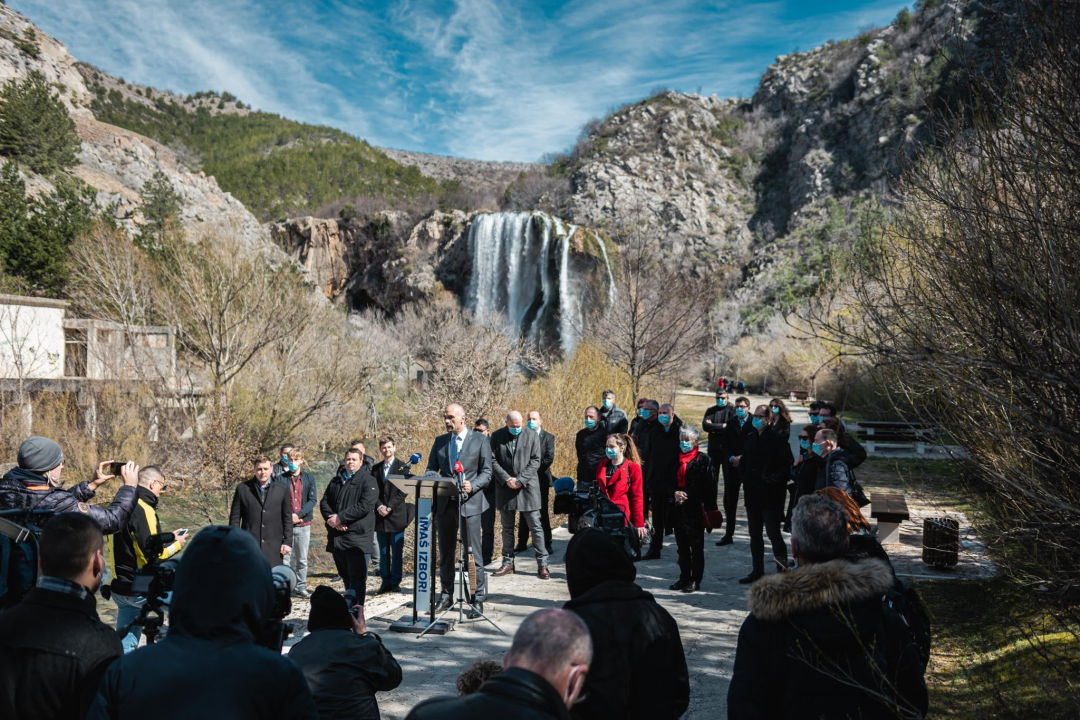 Evo tko stoji iza stranice Mijenjam župana