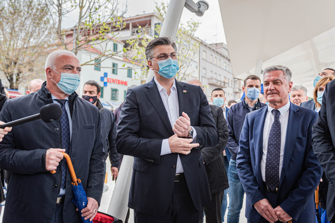 Plenković u Šibeniku: 'Županija je učinila ogromne napore u pogledu razvoja i kvalitete života'