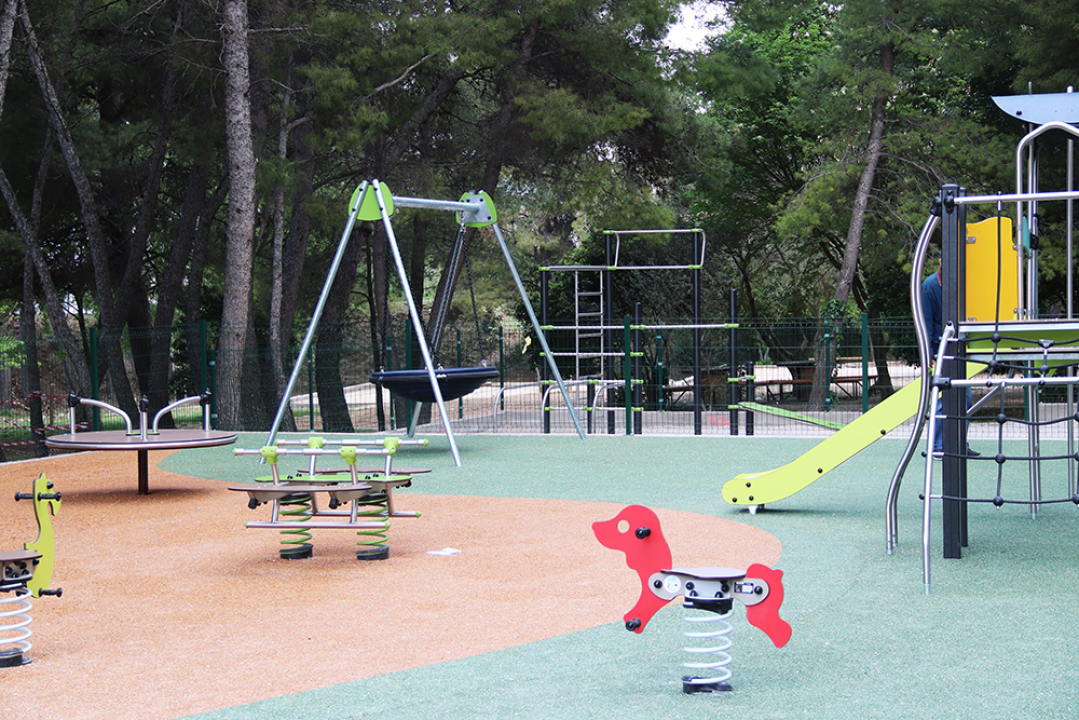 Meterize, Vrpolje, Ražine, Vidici: Završeni radovi na još četiri dječja igrališta u gradu