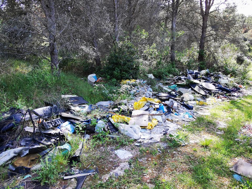 Sramotna količina smeća uklonjena iz prirode kod Jadrtovca, čistilo tridesetak ljudi: Nova akcija već u nedjelju