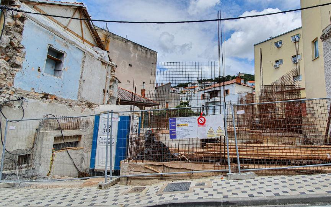 Sporni radovi kod Doma zdravlja? 'Građevinska dozvola je nezakonita, ali ne krivim investitora, nego gradsku upravu'   