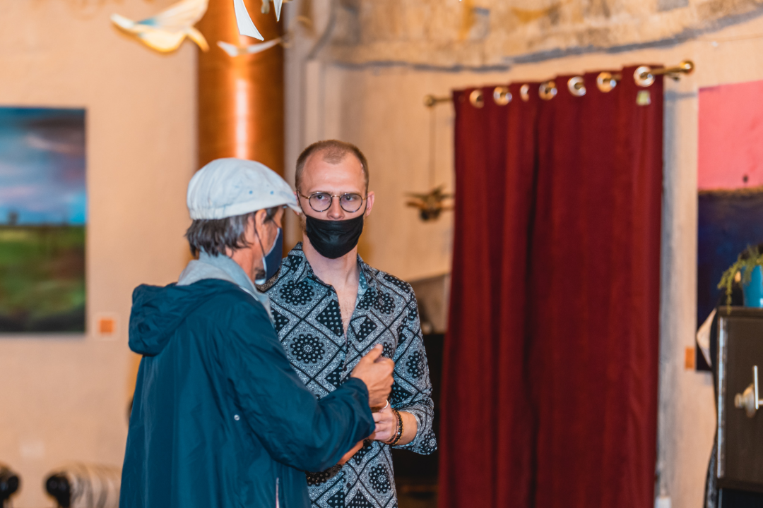 U Azimutu se izgubite u ‘Mislima’ Kristijana Gradečkog, protumačite ih prema vlastitom viđenju svijeta!