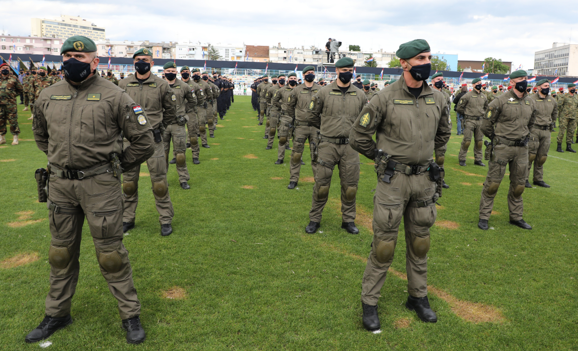 Održana središnja svečanost obilježavanja 30. godina osnutka HV-a 