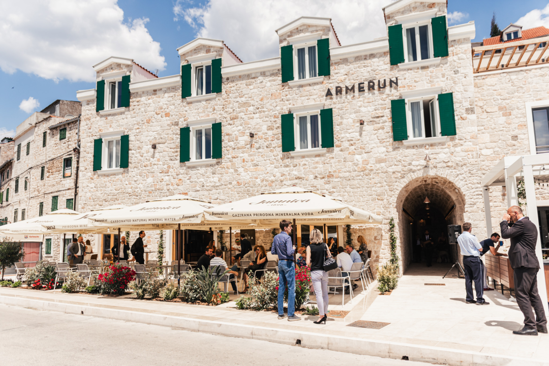 Šibenik je otvaranjem hotela Armerun dobio novu vizuru Doca: Ovo je priča kakvu grad želi i treba od turizma!