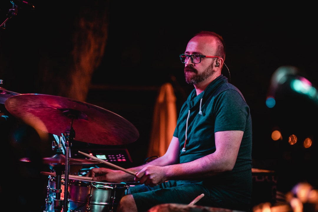 Pogledajte kako je bilo sinoć na koncertu Je Veux ispod katedrale	  