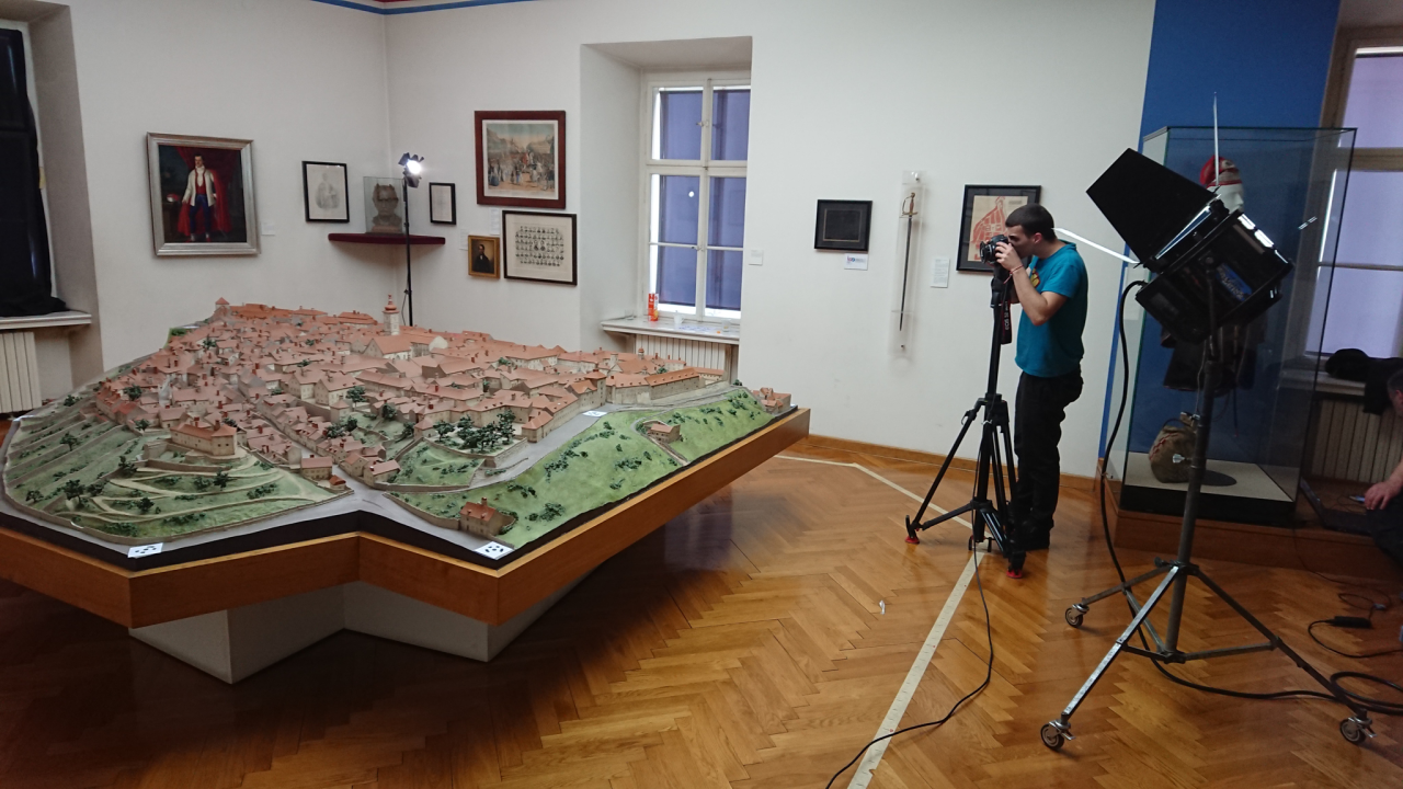 Mateo Andrijanić primjer je kako se upornošću može uspjeti i u malom Šibeniku, danas radi na hit serijama koje smo svi gledali!