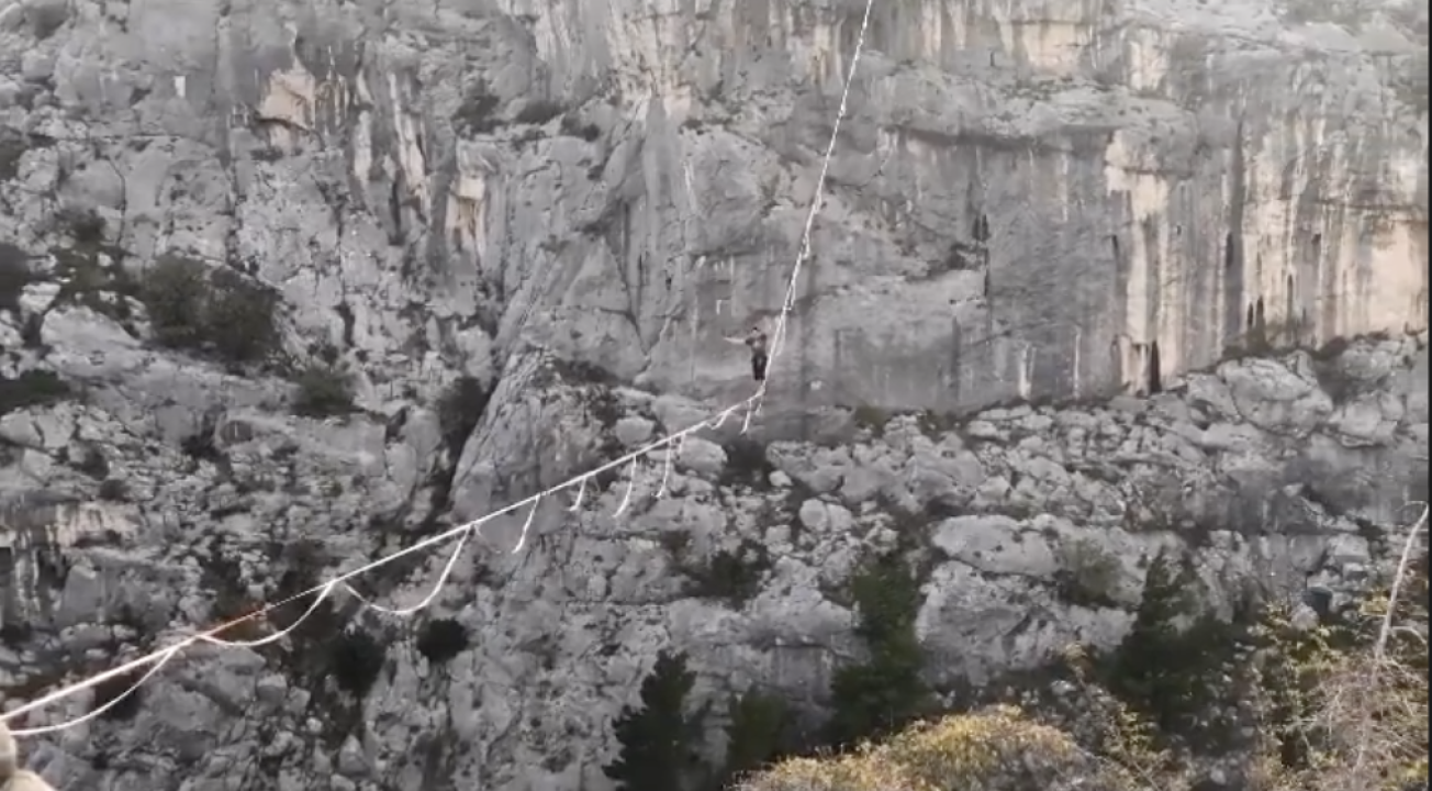 Mateo Andrijanić primjer je kako se upornošću može uspjeti i u malom Šibeniku, danas radi na hit serijama koje smo svi gledali!