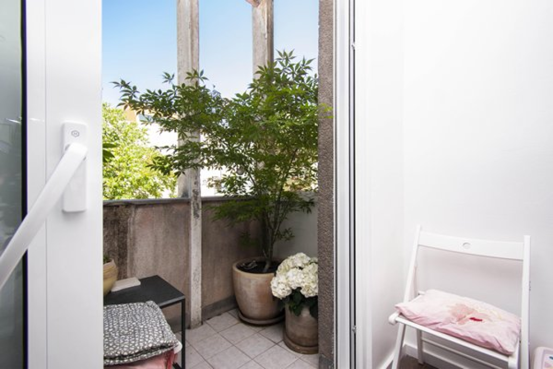 Dvosoban stan s pogledom na more na Plišcu savršen je za obiteljski život ili kao turistička investicija!