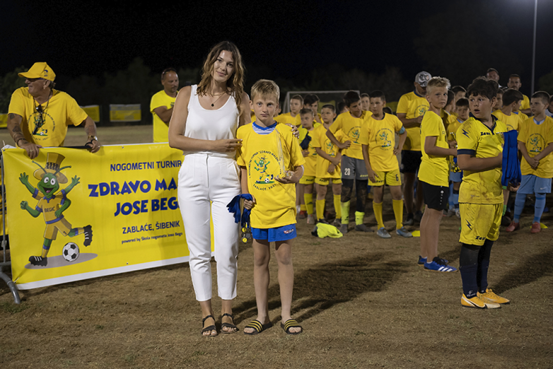 Na turniru 'Zdravo maleni Joso Bego' preko 600 malih nogometaša: 'Osmijesi djece govorili su nam sve!&quot;'