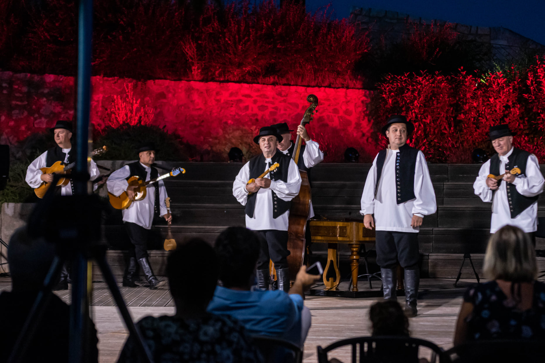 Lado i šibenska publika se vole: Sinoć su ponovno oduševili na tvrđavi Barone 