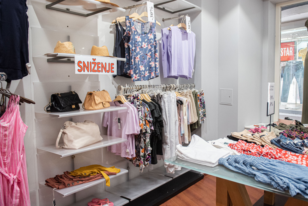 Iskoristite sezonska sniženja na odjeću u centru Šibenika!