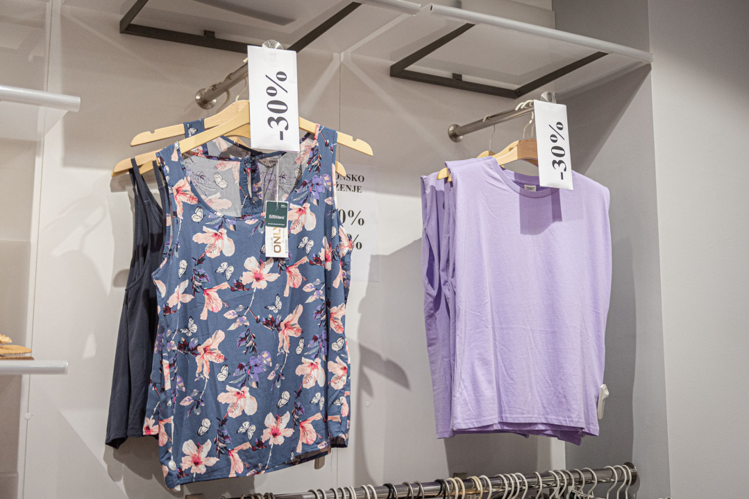 Iskoristite sezonska sniženja na odjeću u centru Šibenika!