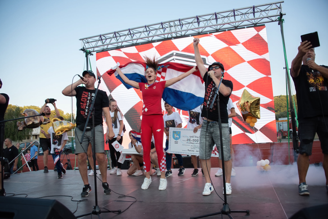 Zlatnu Mateu dočekali i u njenom Kninu: Ona je ponos Zvonimirovog grada i cijele Hrvatske